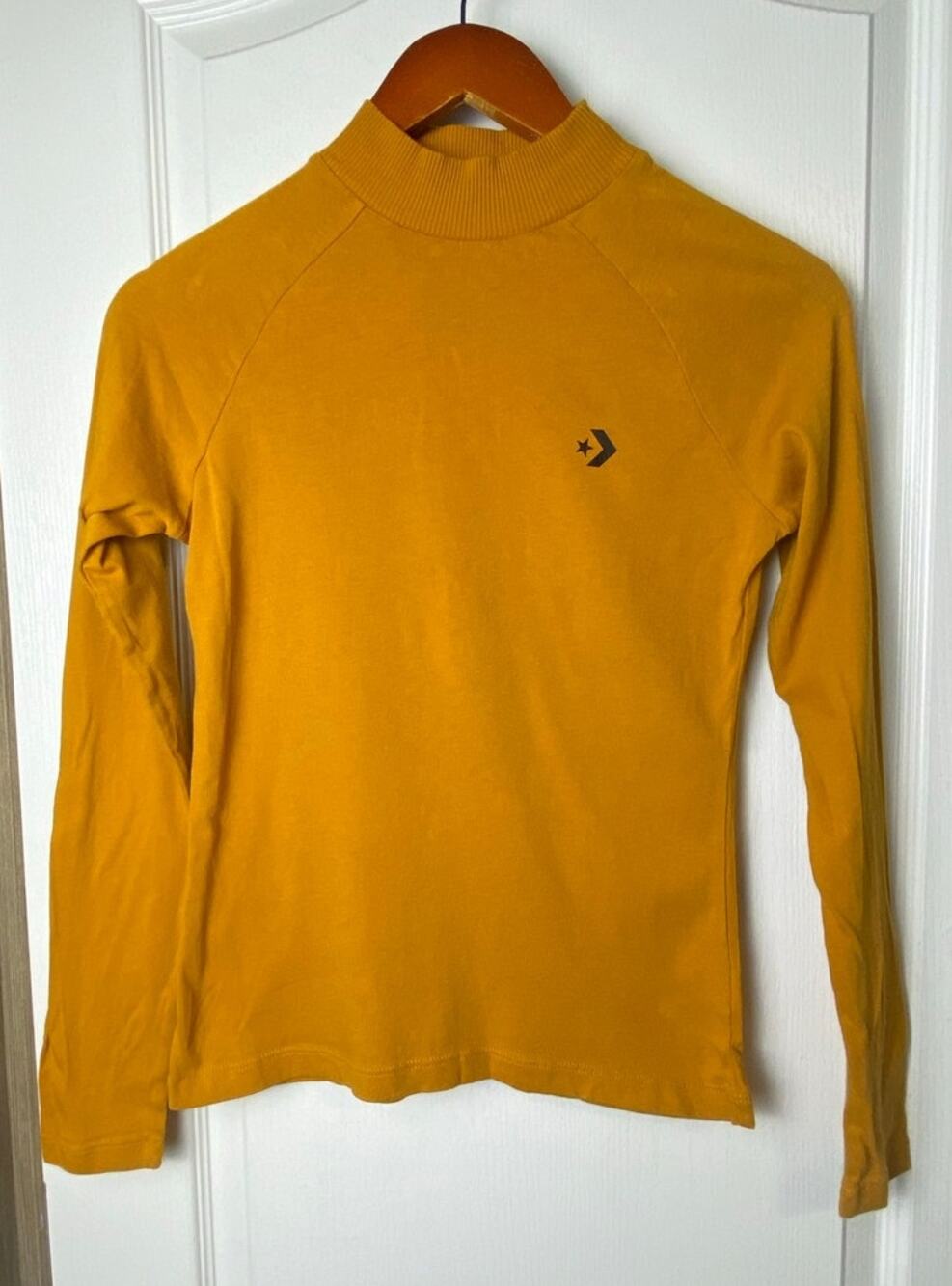 Converse Yellow Gold Mock Turtleneck Long Sleeve Top Fall Women's Size Small